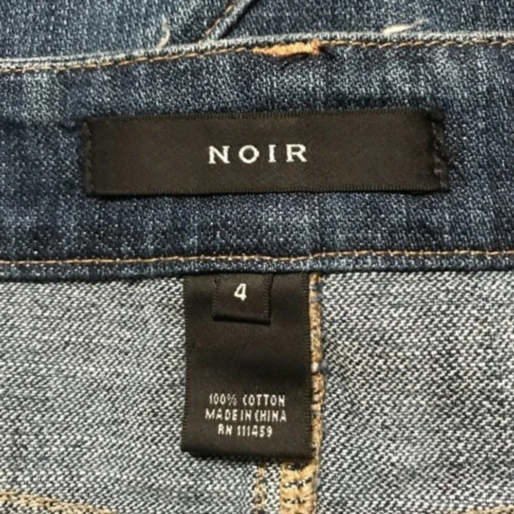 NOIR Size 4 Blue Denim Jean Mini Skirt Asymmetrical Lines Raw Hem Zipper Button
